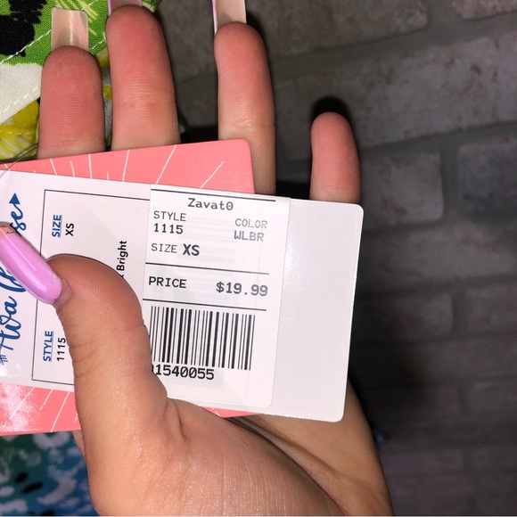 NWT Zavate Ava Therese Rainbow Leopard pattern short sleeve scrub top - Picture 4 of 9